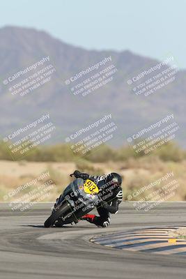 media/Oct-04-2025-CVMA (Sat) [[408bcdd6e4]]/Race 14-500-400-350 Supersport/